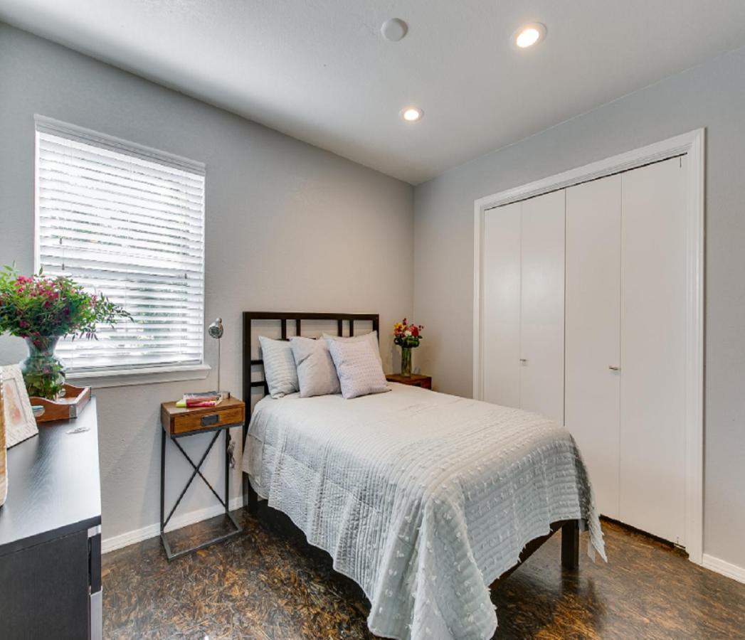 Evie'S Campus-Close 2 Bedroom Luxury Oklahoma Stadt Exterior foto
