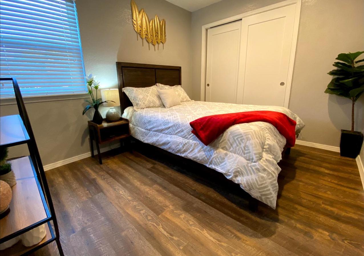 Evie'S Campus-Close 2 Bedroom Luxury Oklahoma Stadt Exterior foto