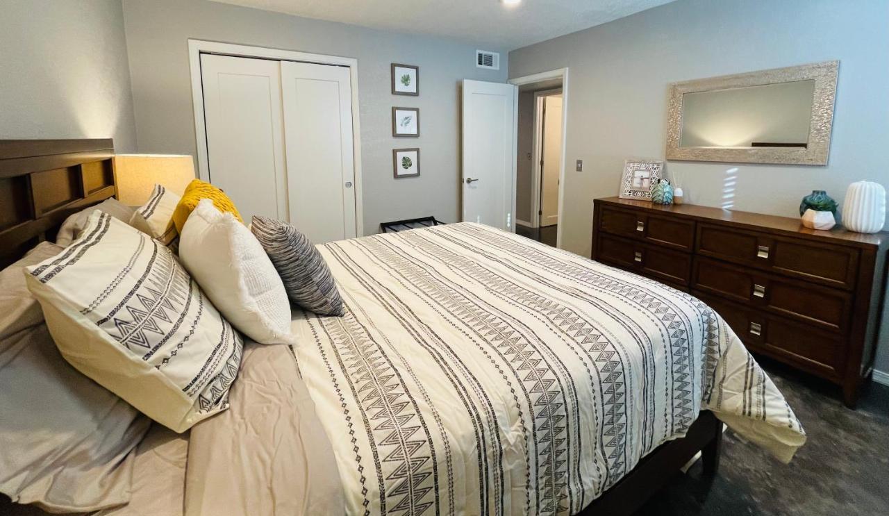 Evie'S Campus-Close 2 Bedroom Luxury Oklahoma Stadt Exterior foto