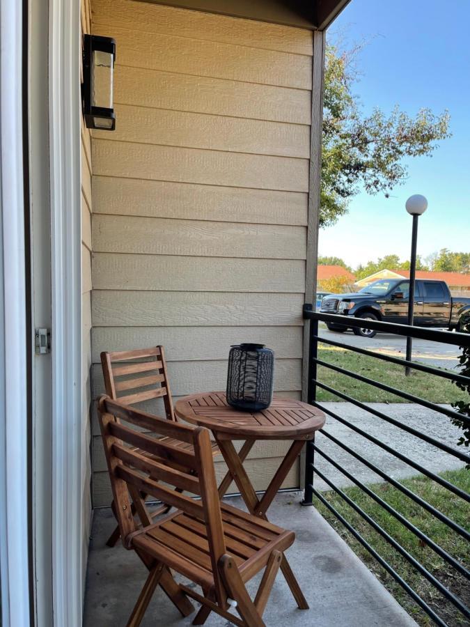 Evie'S Campus-Close 2 Bedroom Luxury Oklahoma Stadt Exterior foto